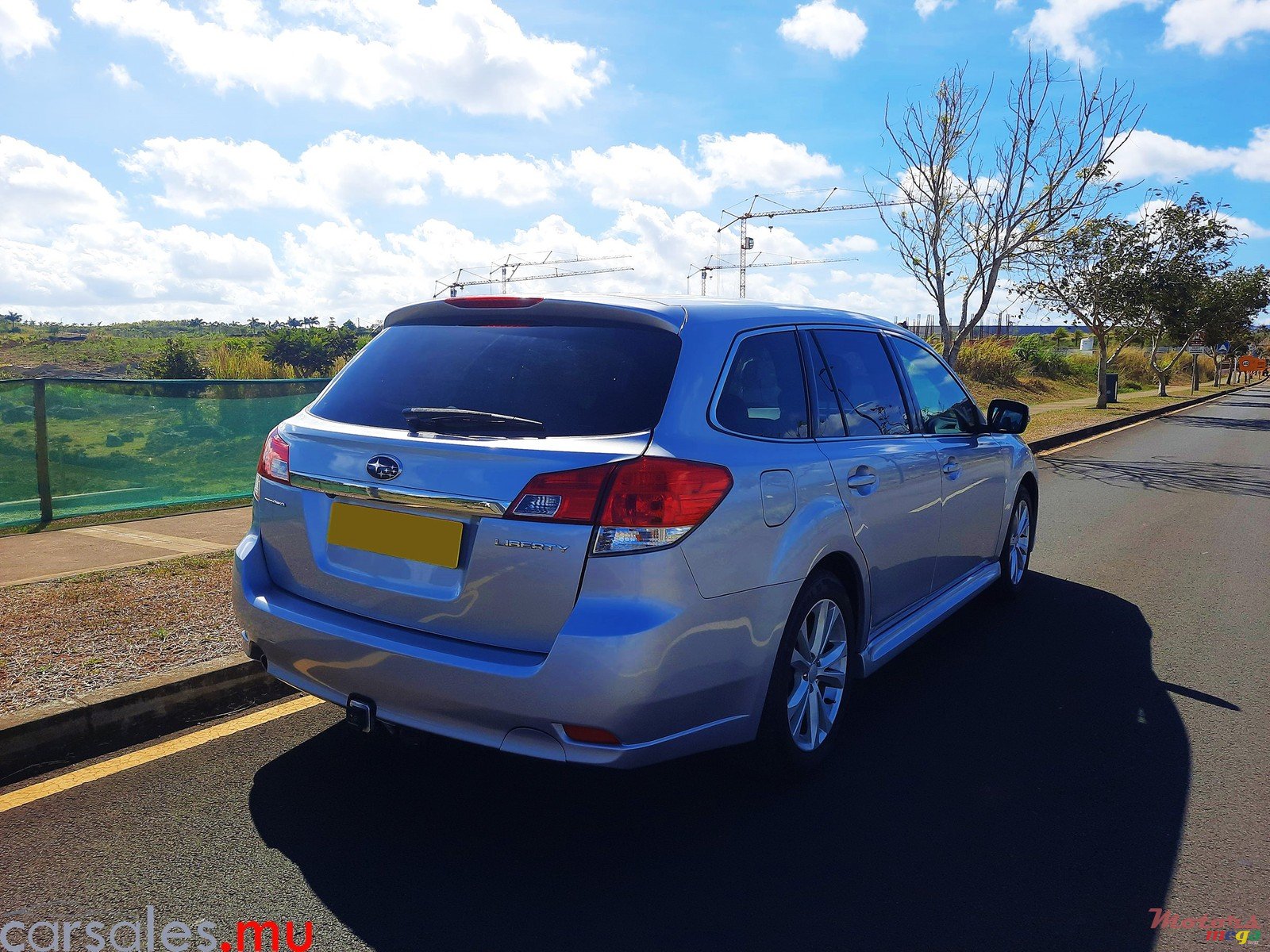 2013' Subaru Liberty 2.5 photo #2