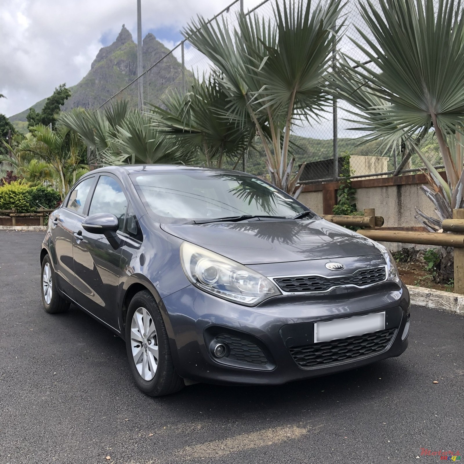 2013' Kia Rio EX photo #2