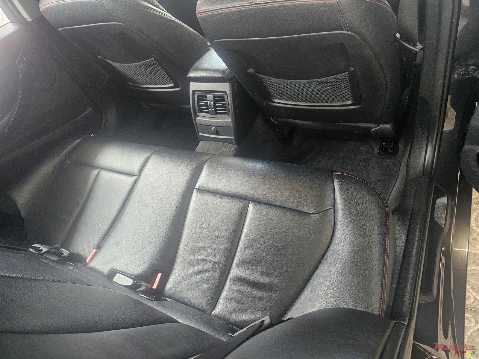 2013' BMW 316 Sport line photo #5