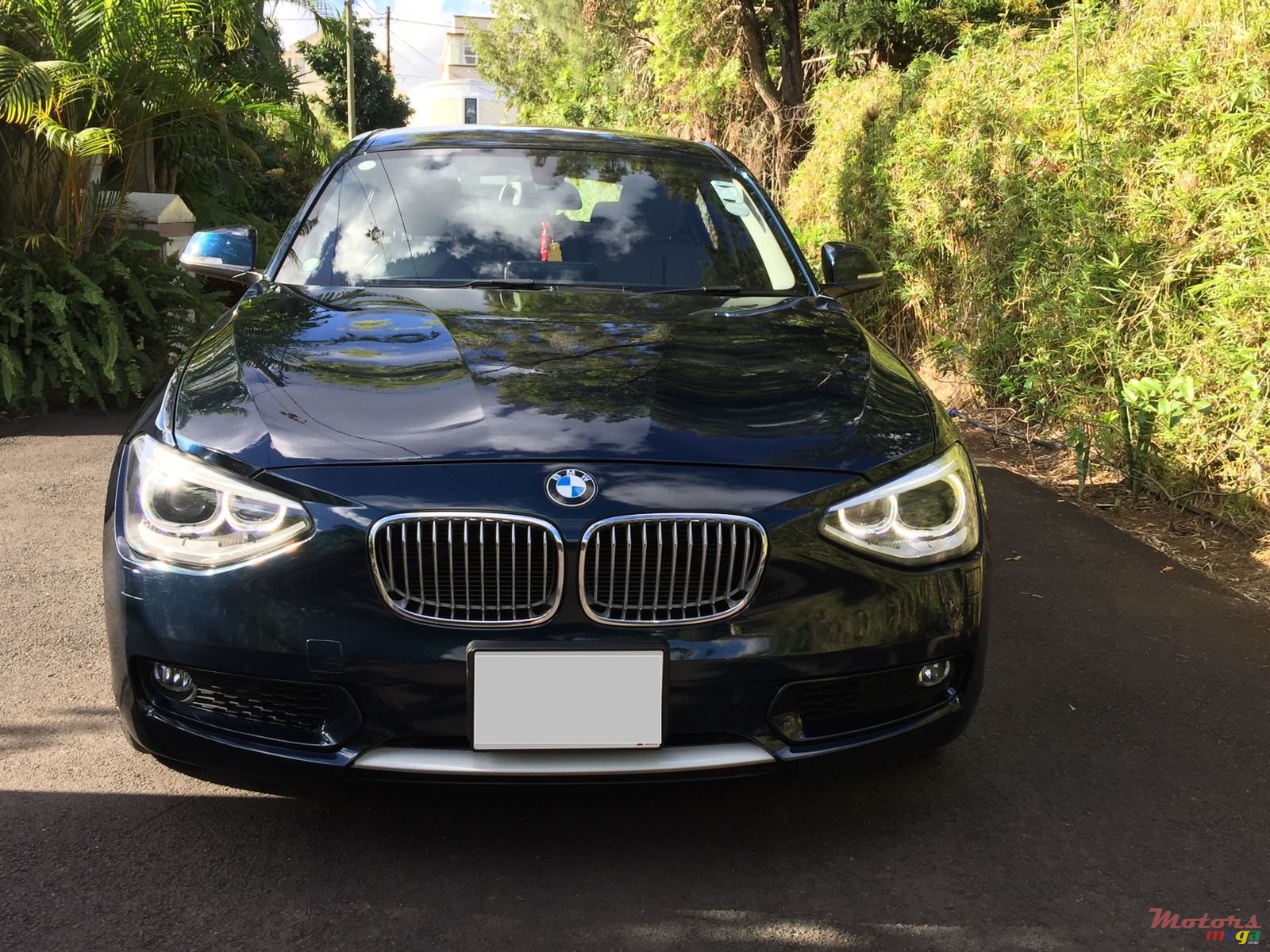 2013' BMW 1 Series Urban Line photo #1