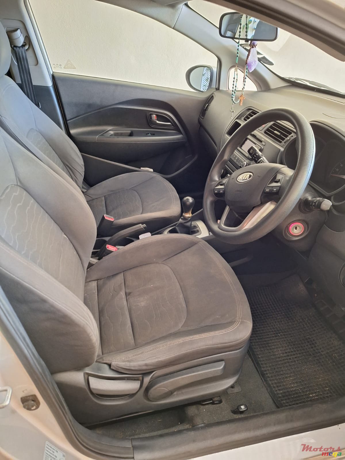 2012' Kia Rio photo #4