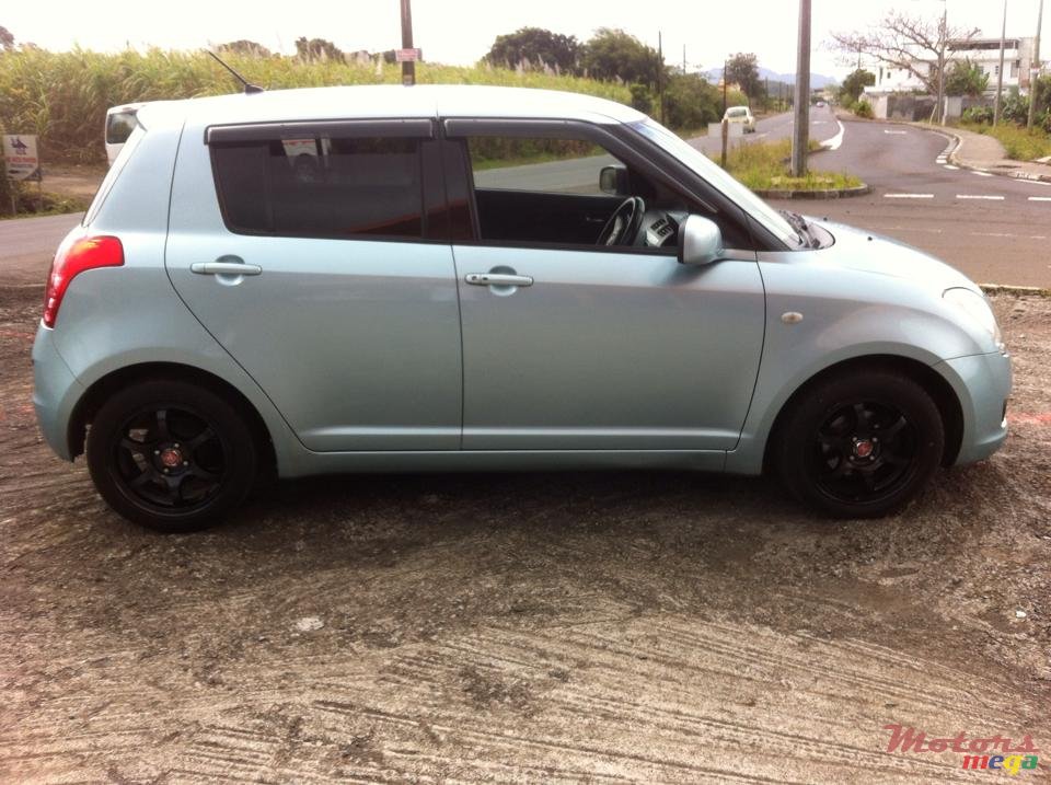 2008' Suzuki Swift automatic photo #3