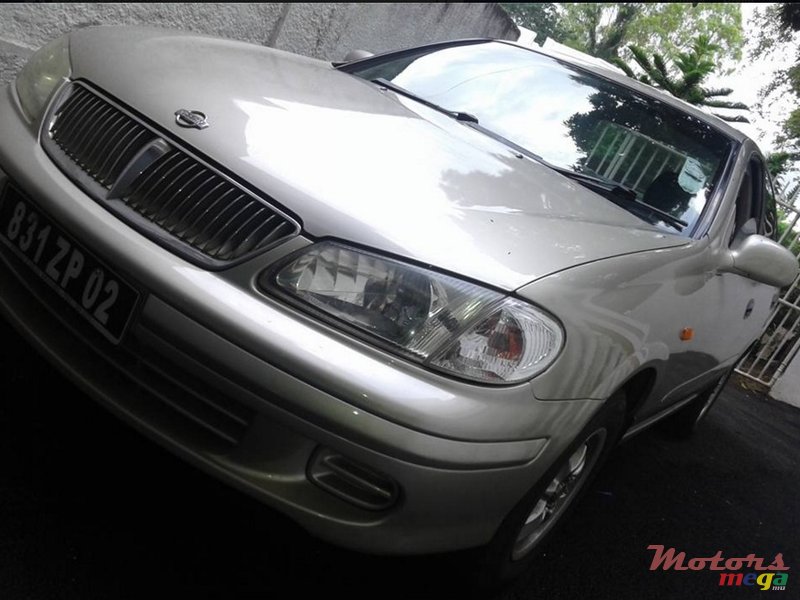 2002' Nissan Sunny NA photo #1