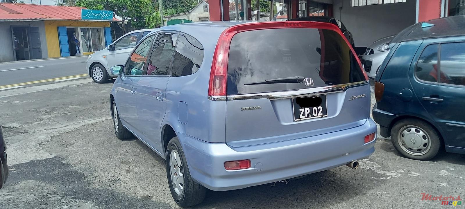 2002' Honda Stream photo #4