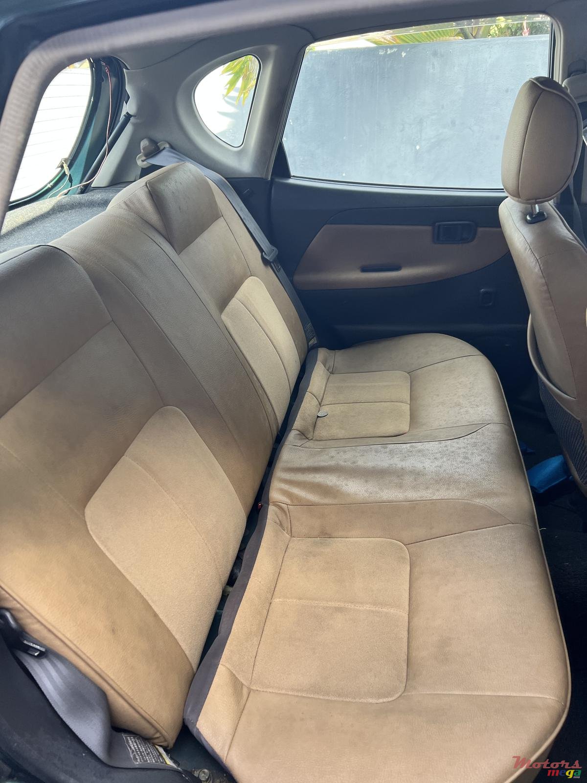 2003' Toyota Starlet Duet photo #4