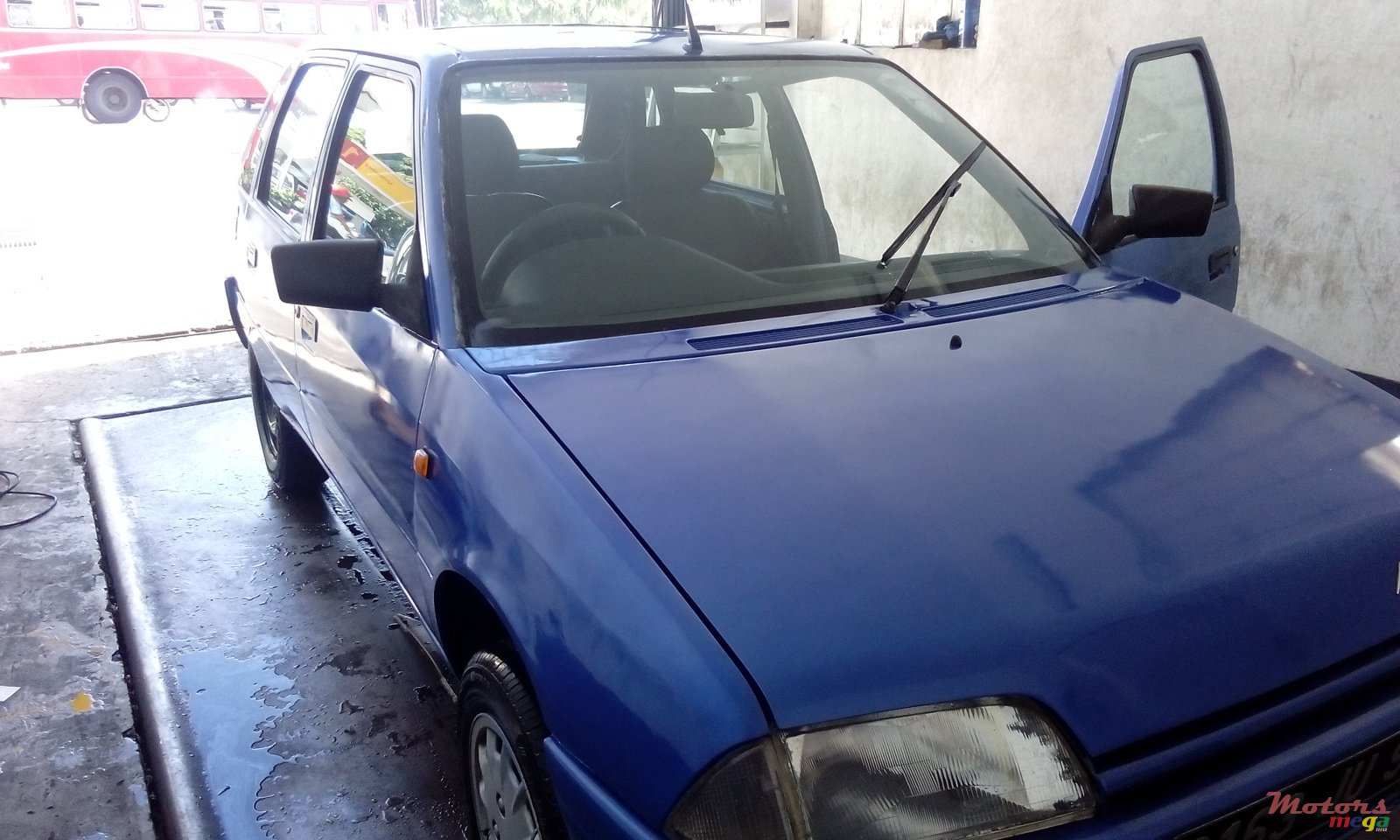 1995' Citroen AX photo #4