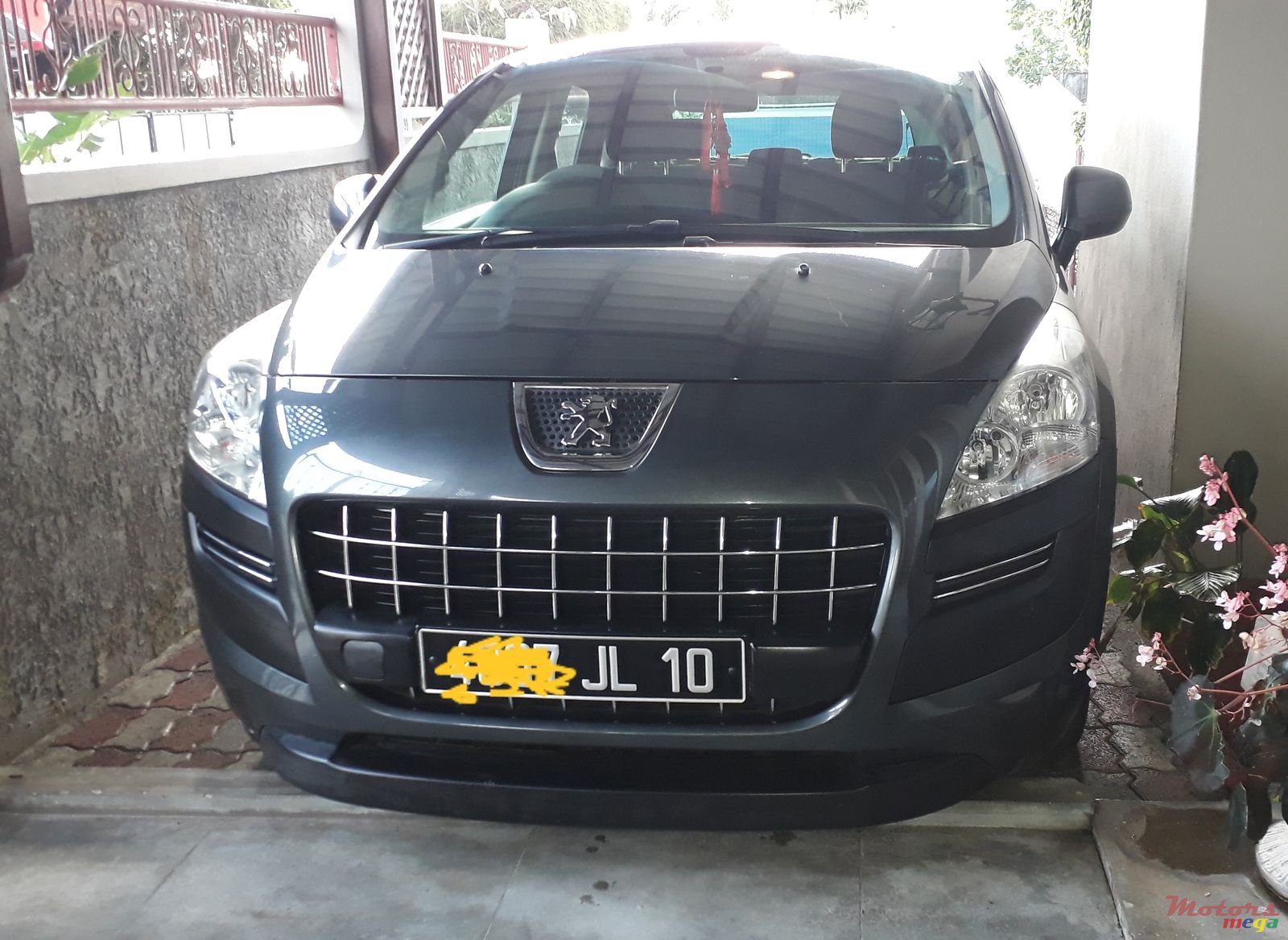 2010' Peugeot photo #1