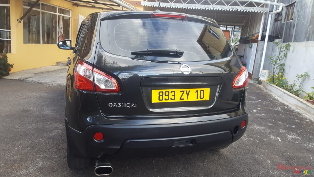 2010' Nissan J10 photo #3