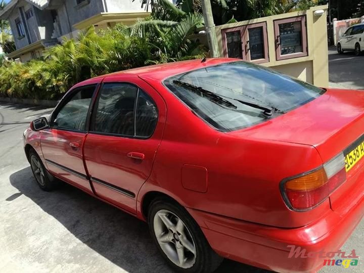 1999' Nissan Primera photo #5