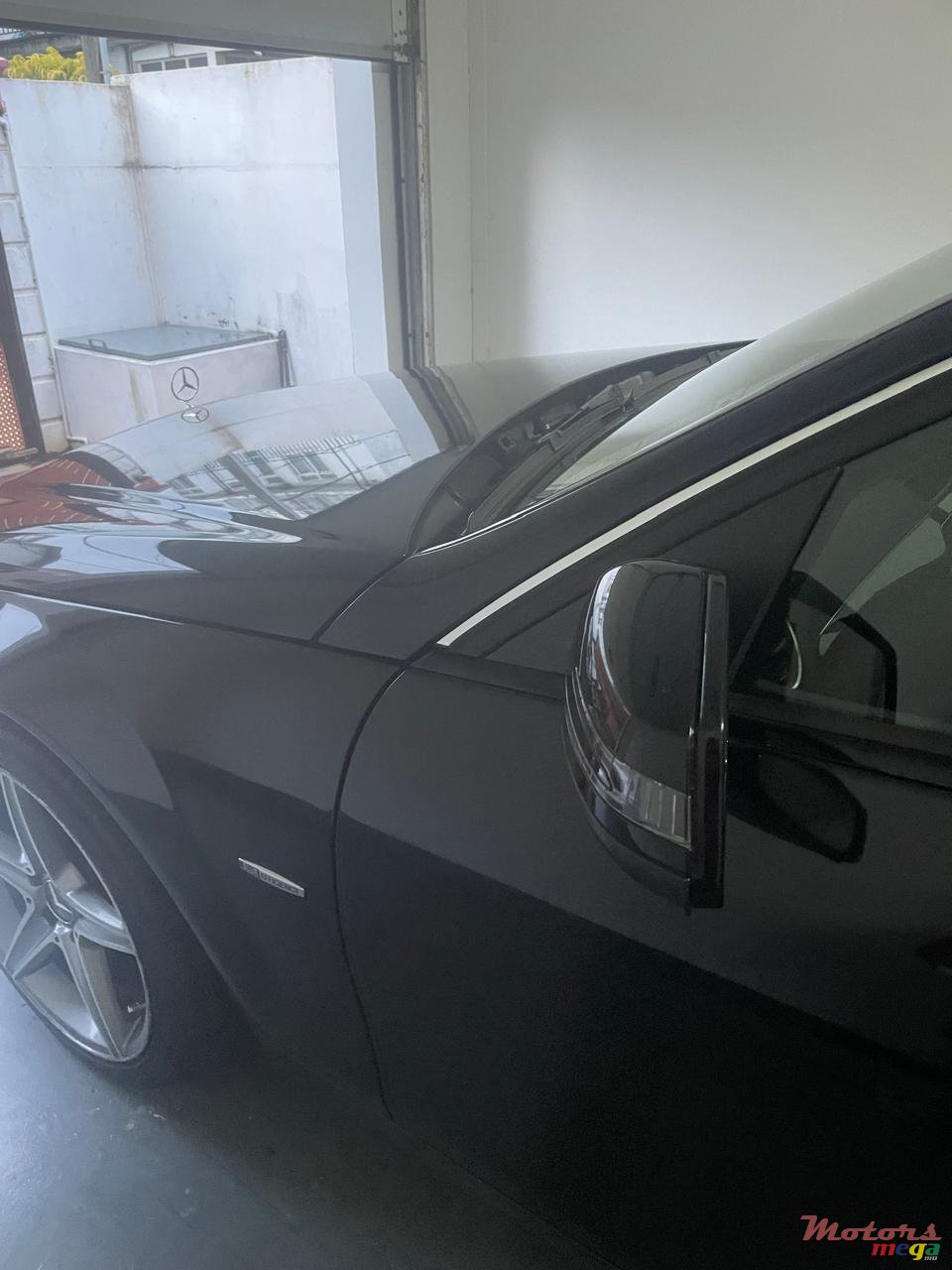 2012' Mercedes-Benz C 180 photo #3