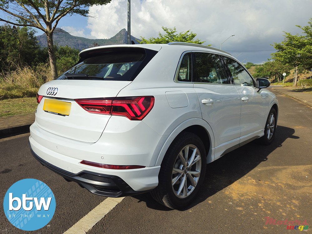 2020' Audi Q3 photo #4