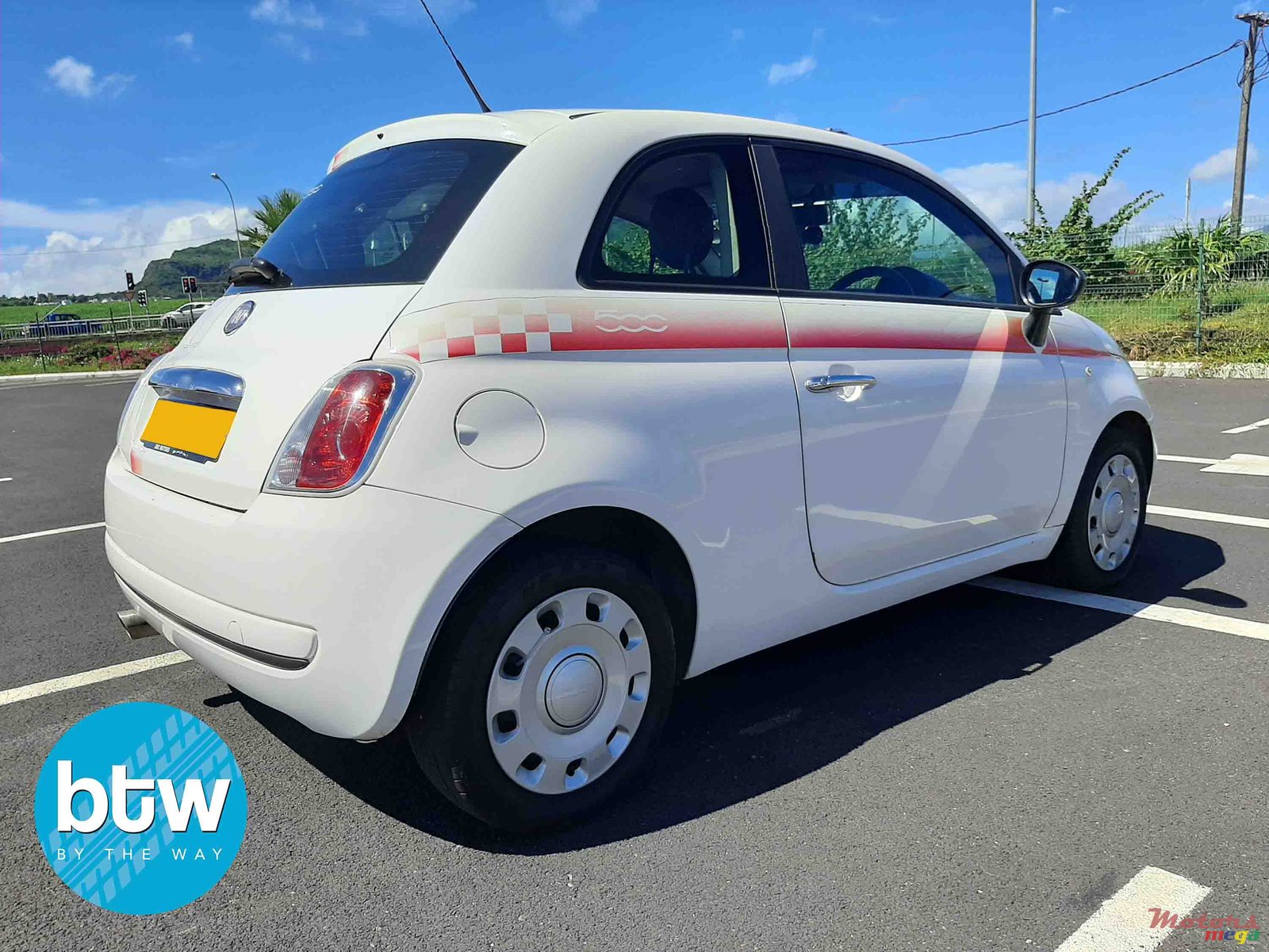 2013' Fiat 500 photo #3