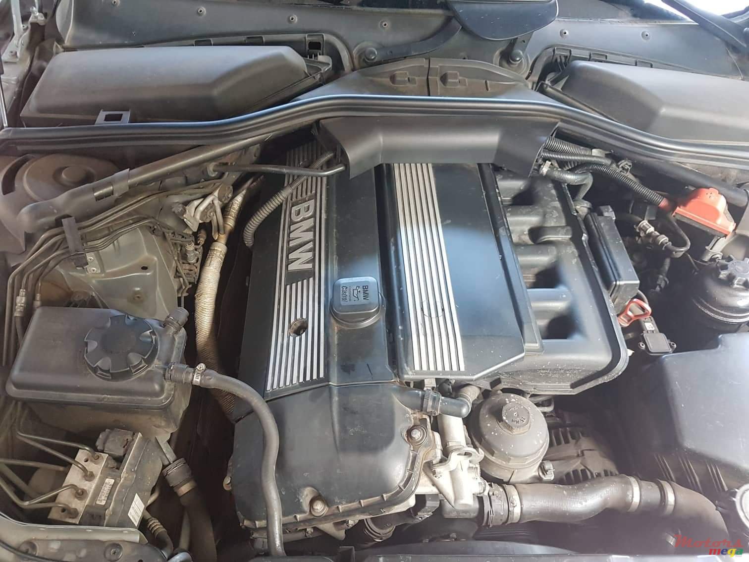 2004' BMW 520 photo #4