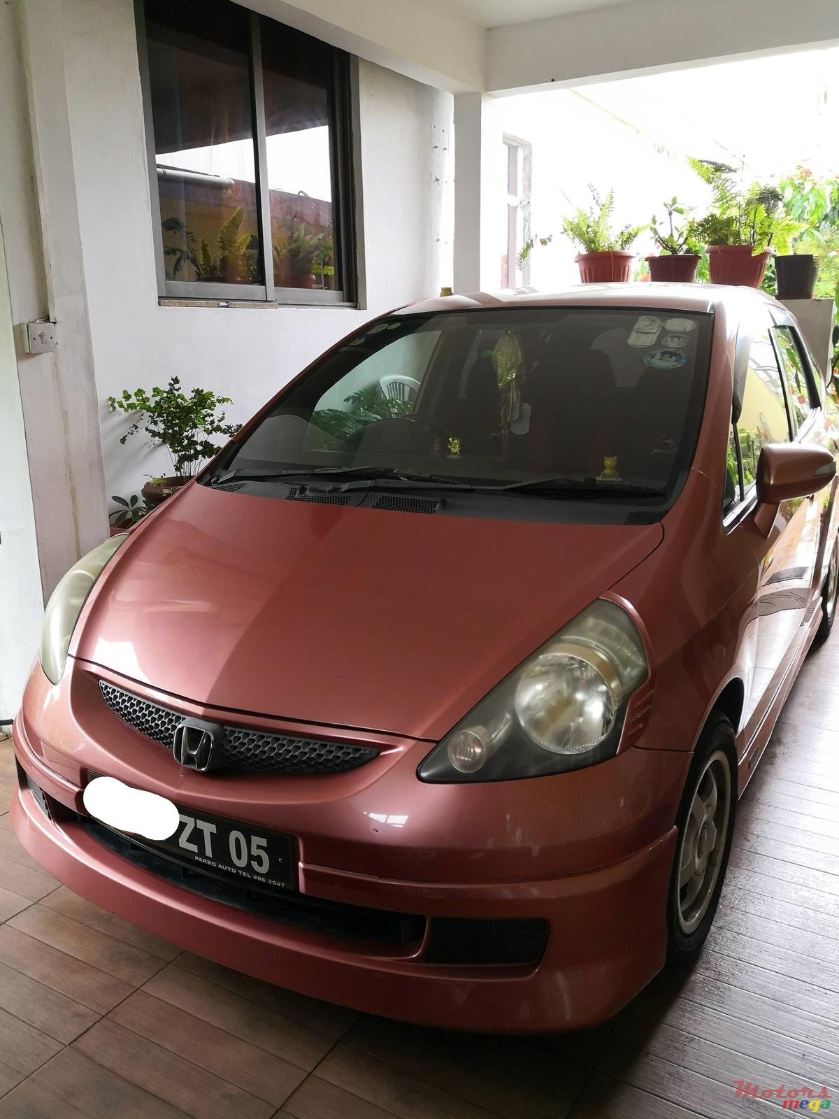 2005' Honda Fit photo #2