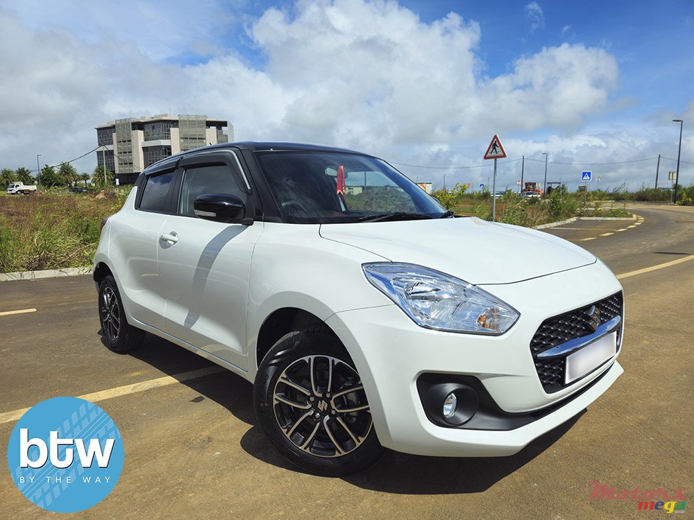 2024' Suzuki Swift GLX photo #1