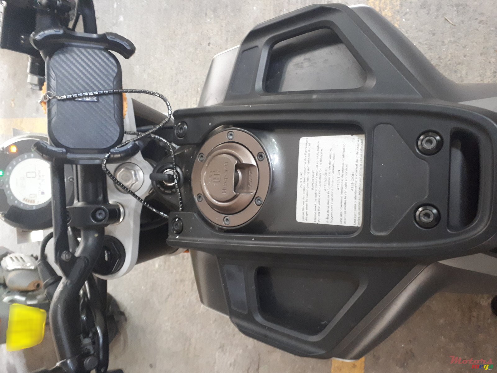 2022' Husqvarna Svartpilen 250 photo #3