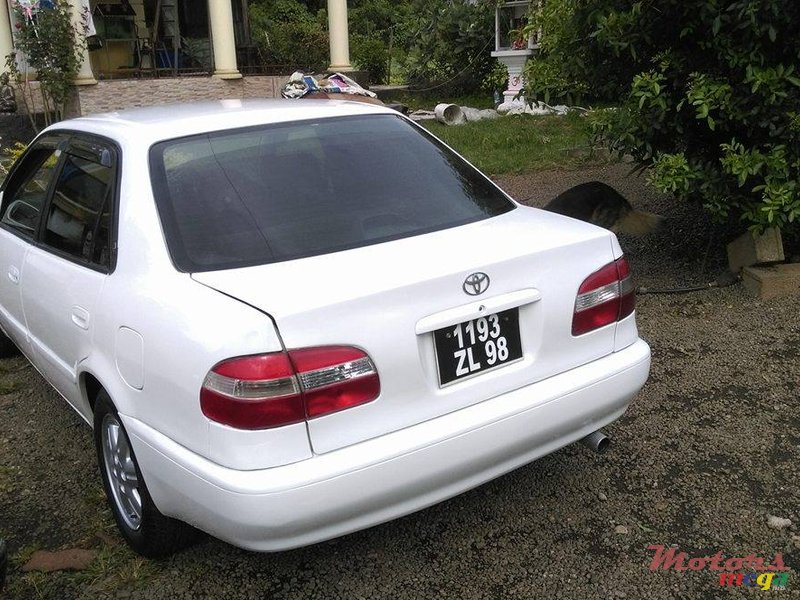 1998' Toyota Corolla E111 for sale. Vacoas-Phoenix, Mauritius