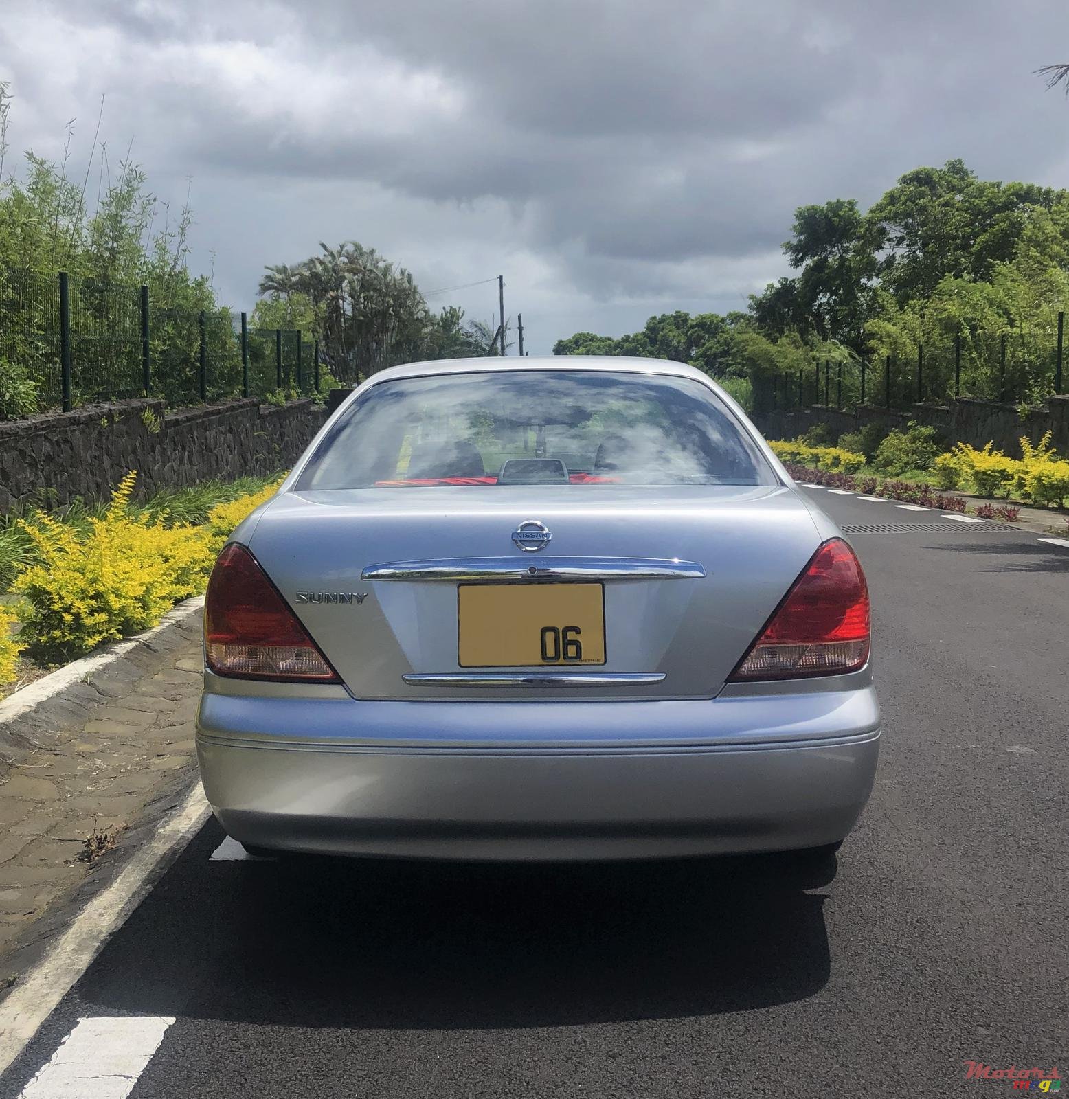 2006' Nissan Sunny photo #6