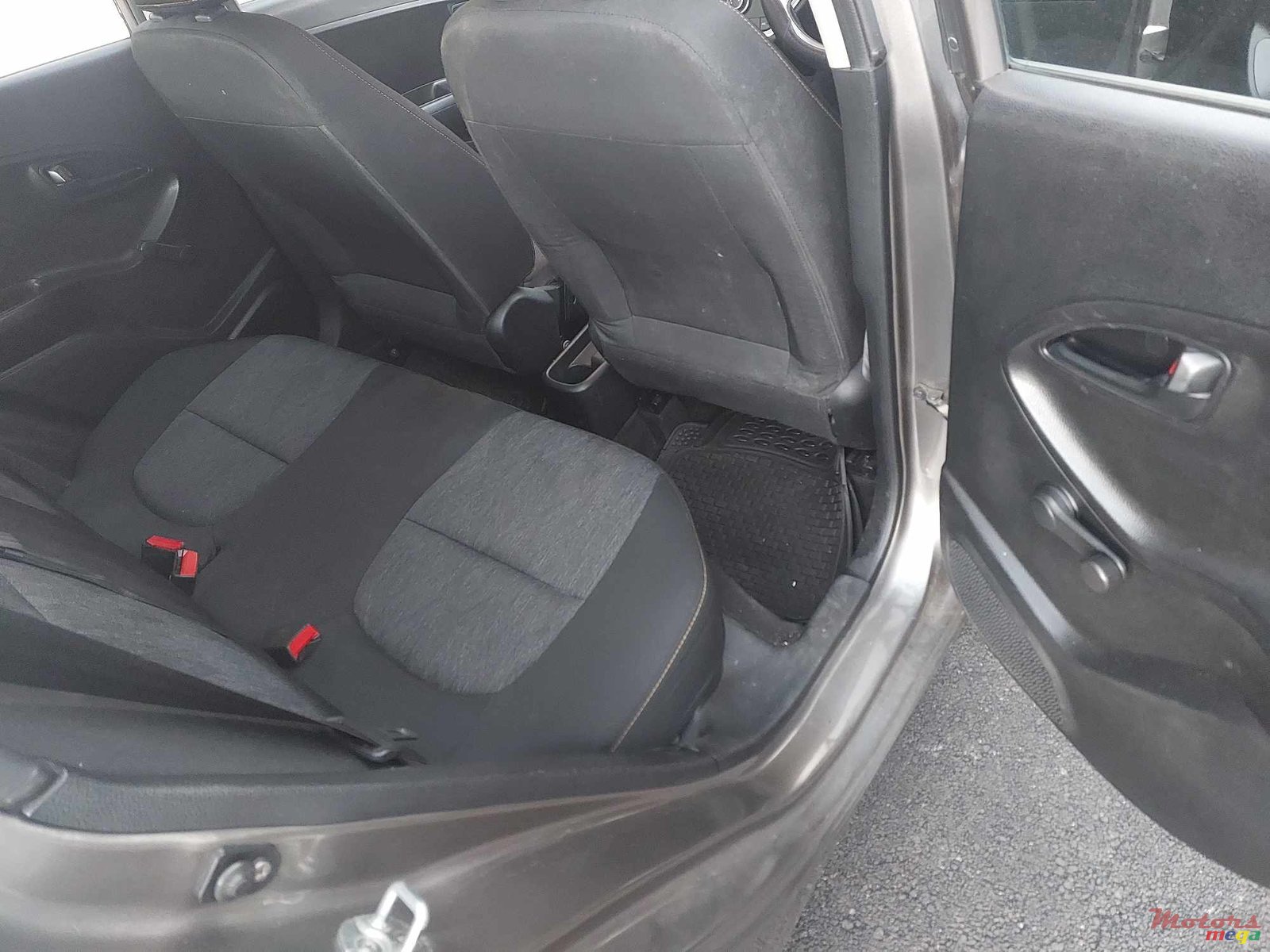 2017' Kia Picanto photo #6