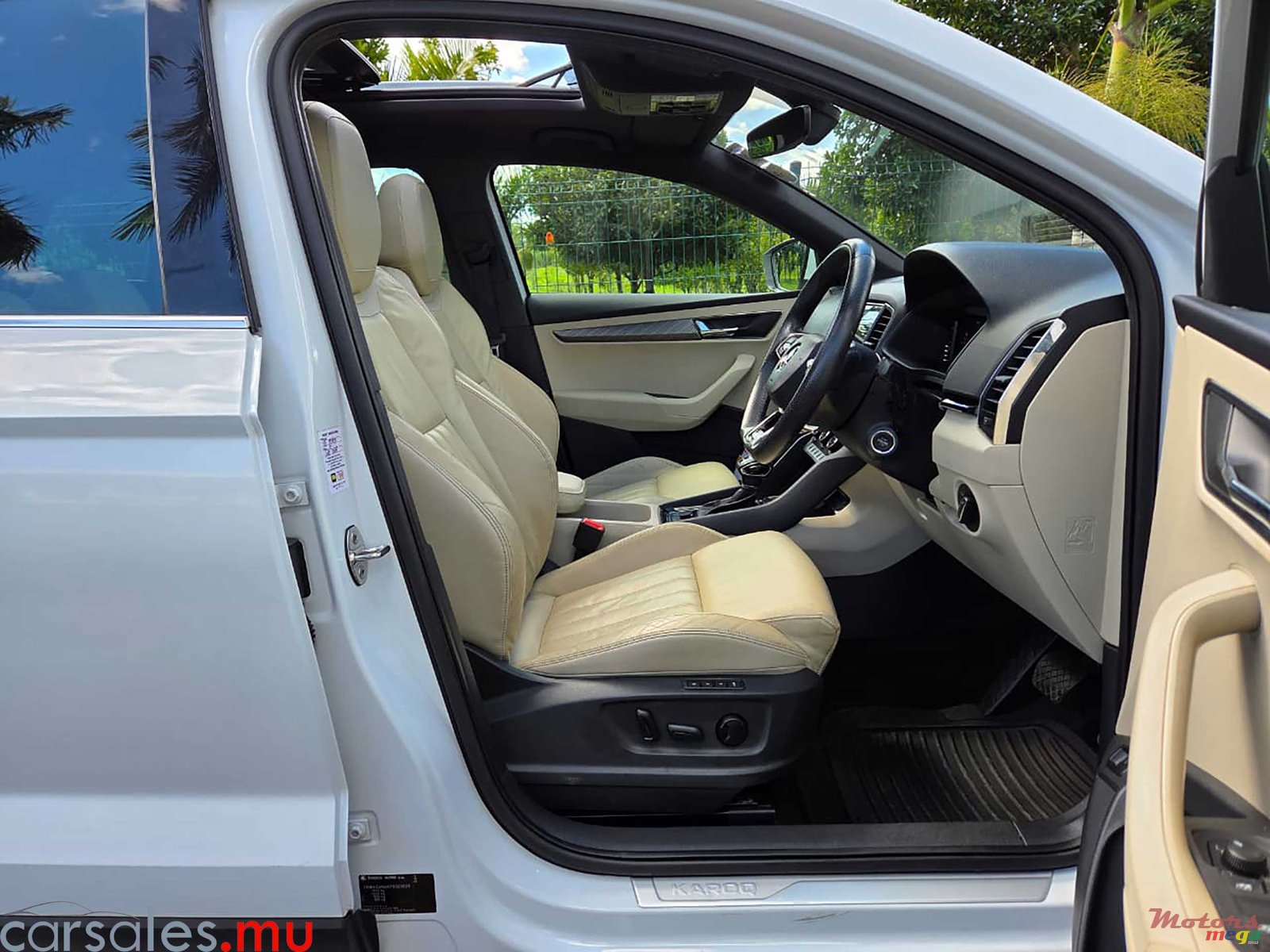 2023' Skoda Karoq Style 1.4 TSI photo #5