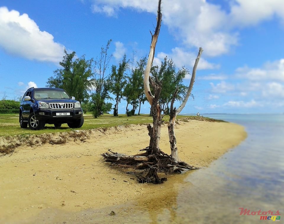 2003' Toyota more piks inside photo #6