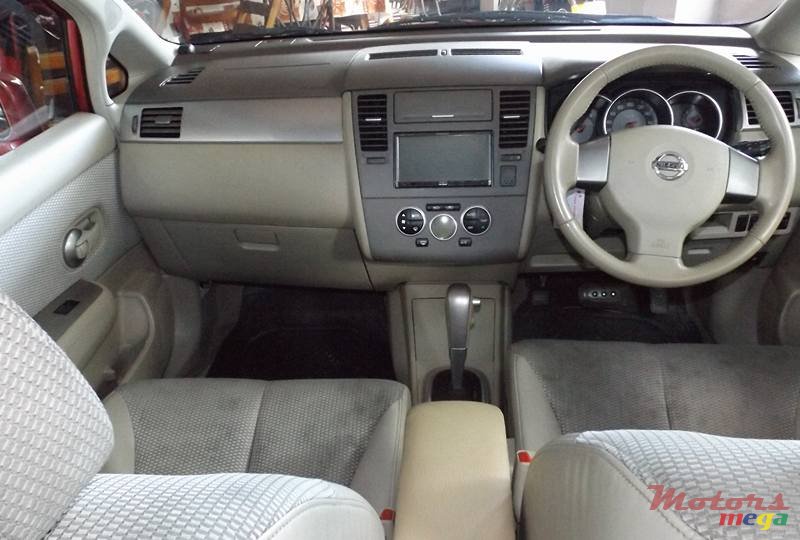 2007' Nissan Tiida photo #5