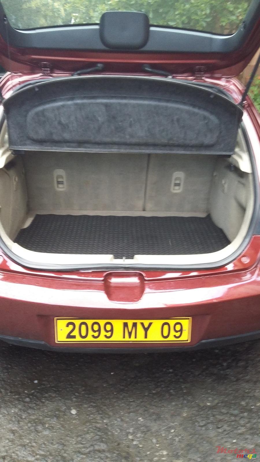 2009' Mazda 3 photo #4