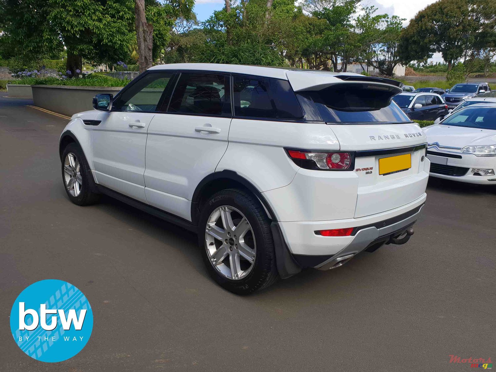 2012' Land Rover Range Rover Evoque photo #3