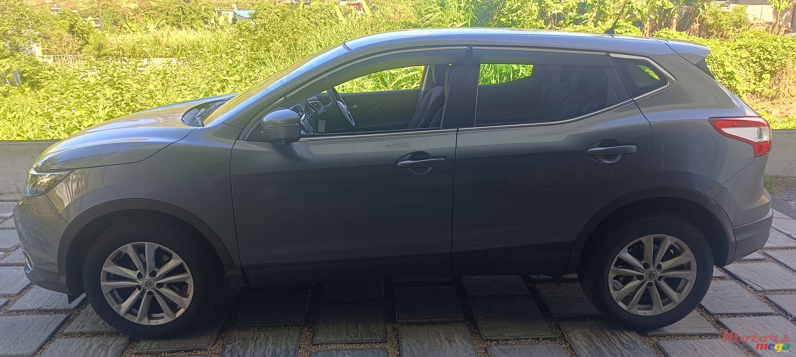 2015' Nissan Qashqai photo #3