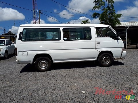 2001' Nissan Urvan Goods Vehicle photo #3