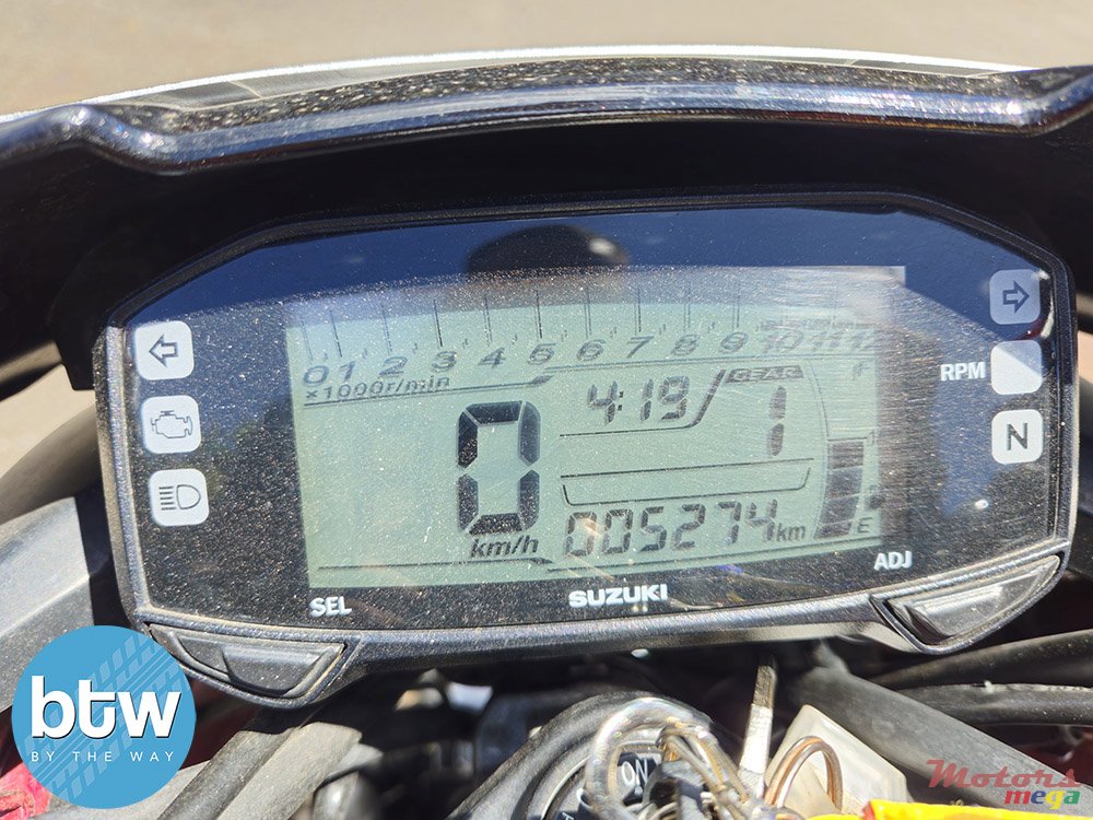 2020' Suzuki GSX150RZA photo #7