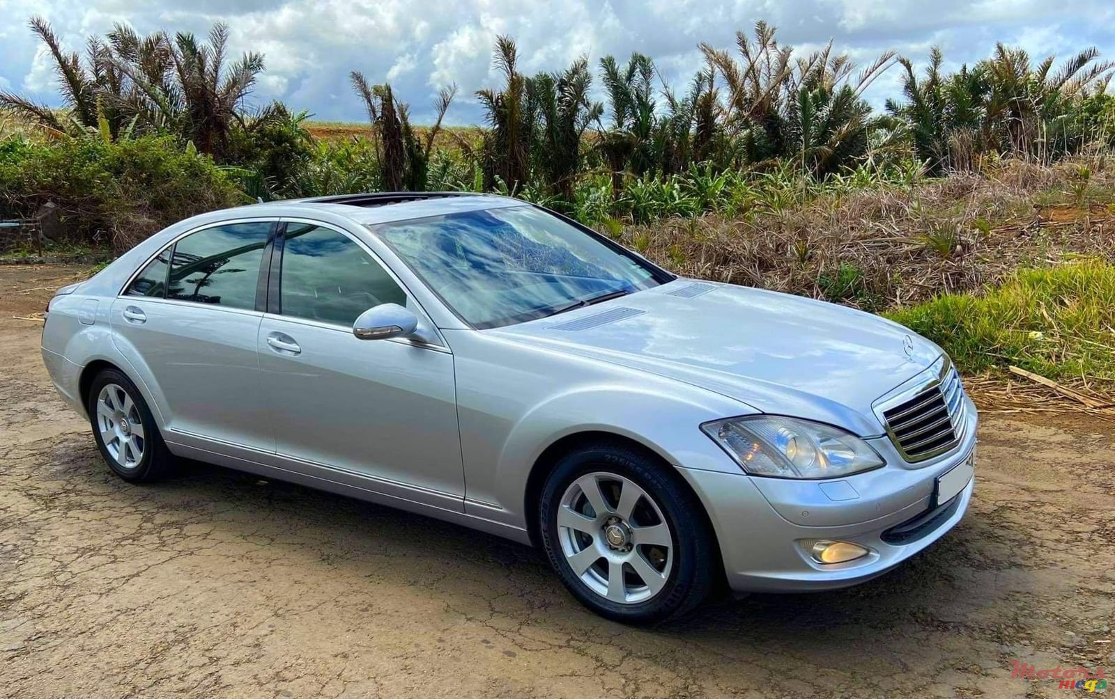 2009' Mercedes-Benz S 320 LWB photo #2