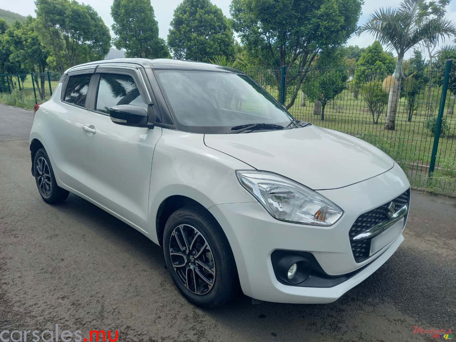 2023' Suzuki Swift 1.2 photo #2