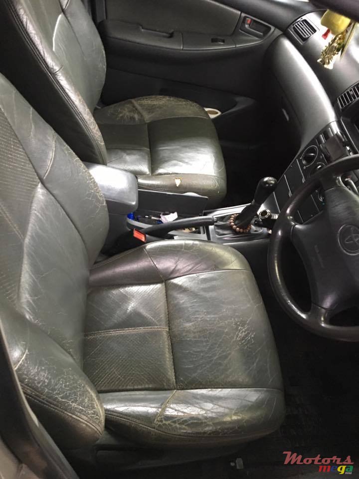 2003' Toyota Corolla photo #5