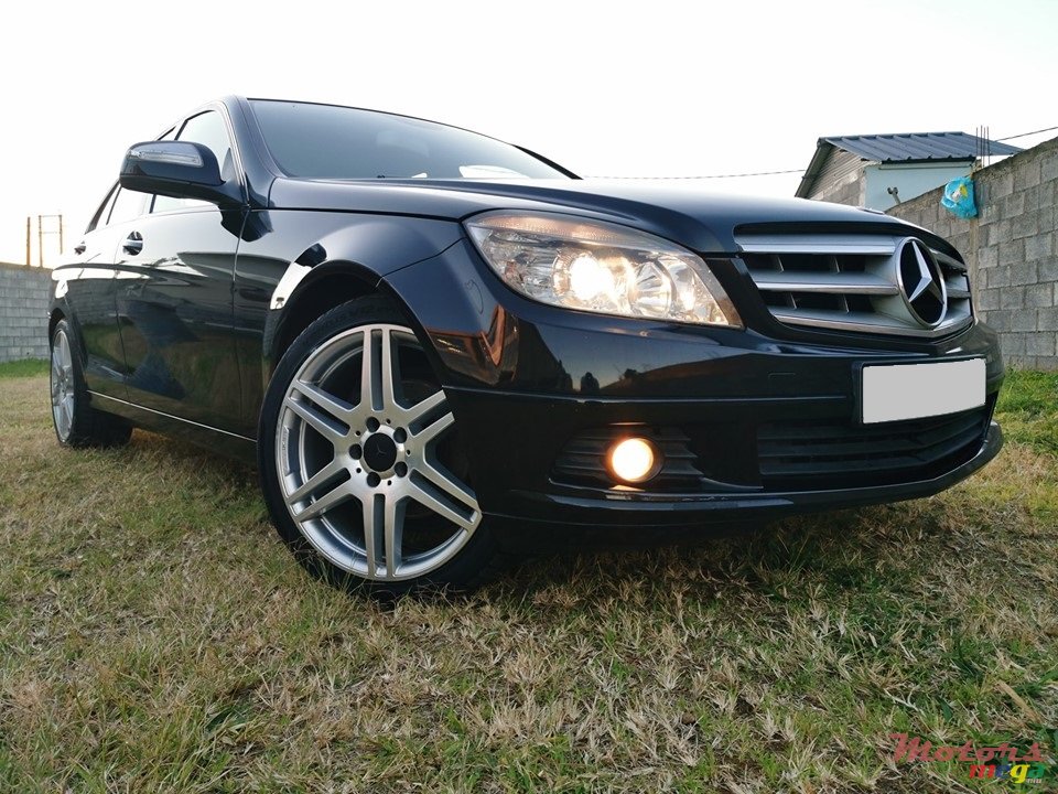2008' Mercedes-Benz C-Class Kompressor photo #4