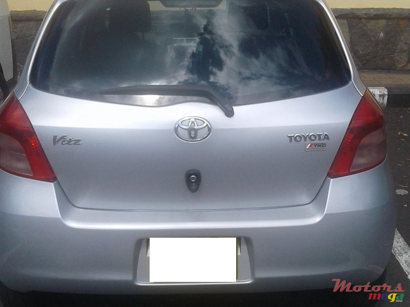 2006' Toyota Vitz photo #5