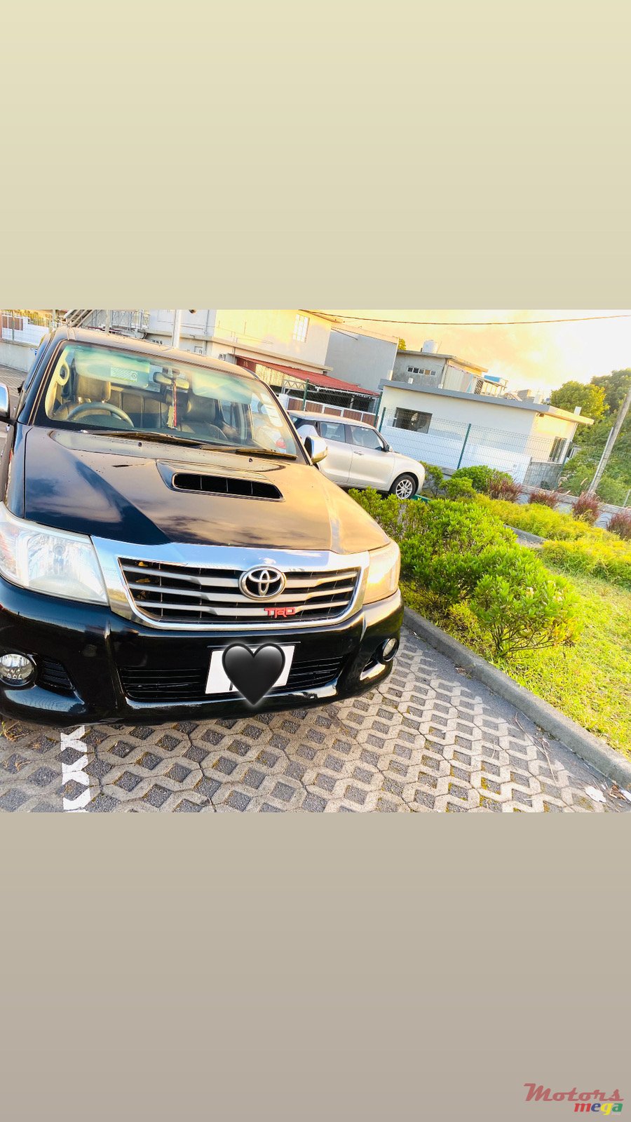 2014' Toyota Hilux Raider photo #3