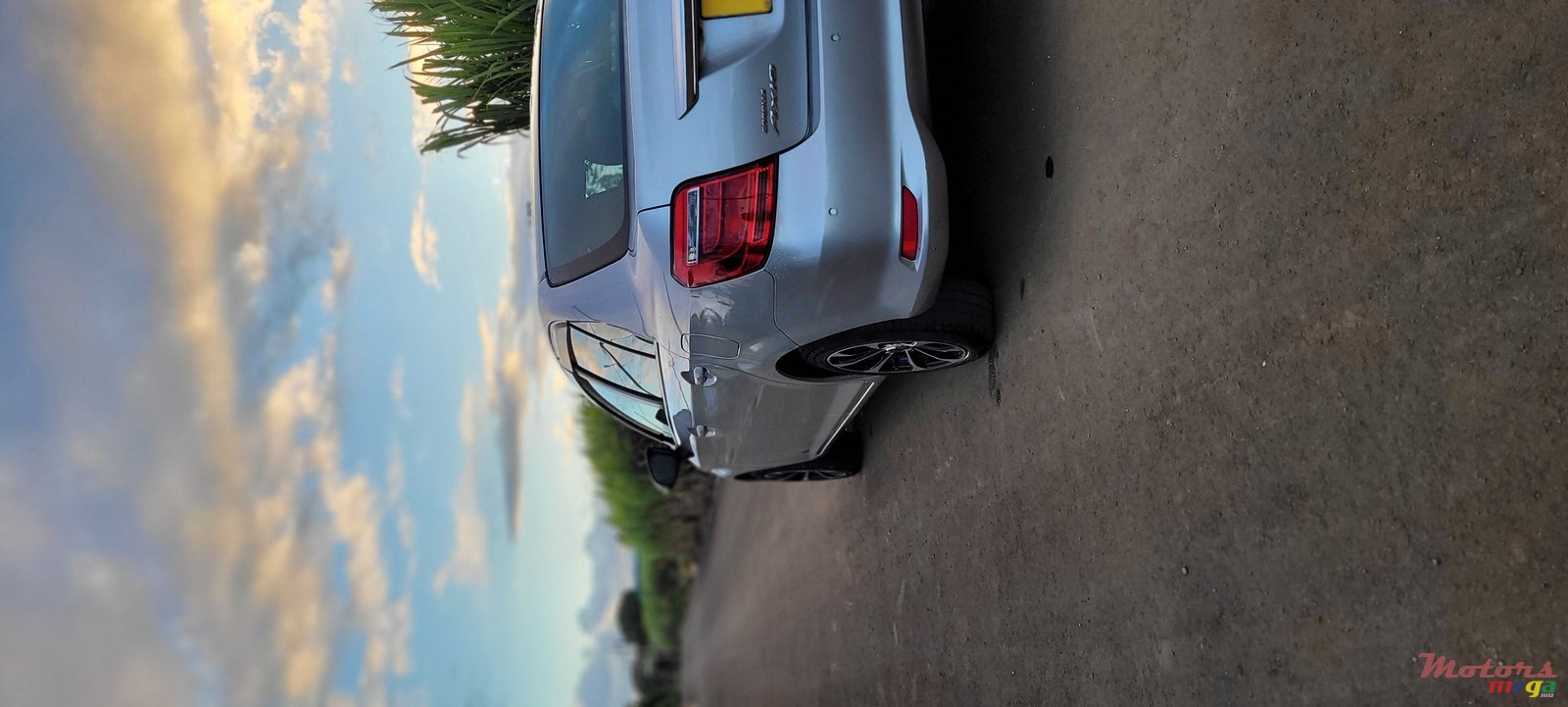 2018' Toyota Axio photo #3