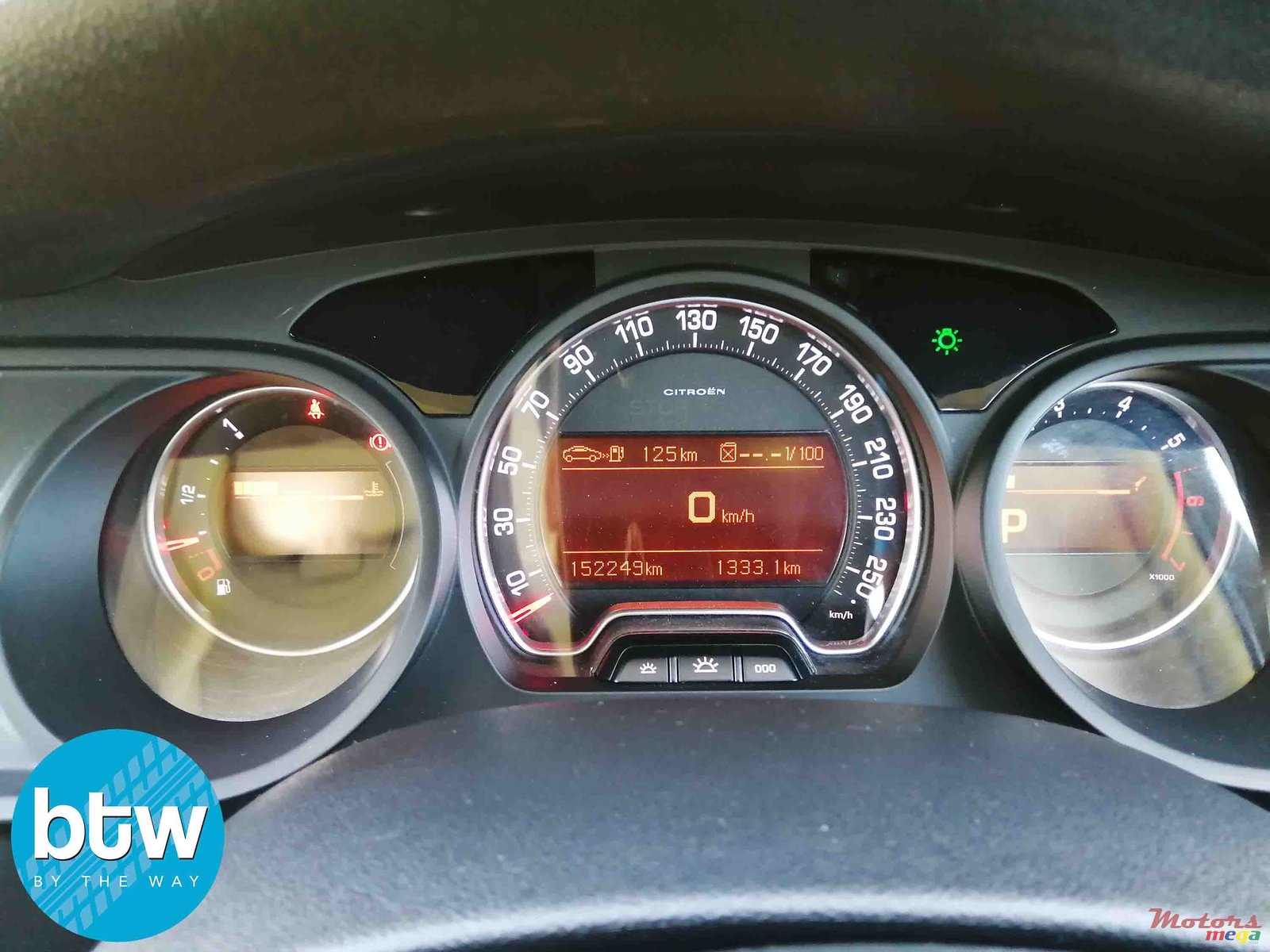 2014' Citroen C5 Automatic photo #7