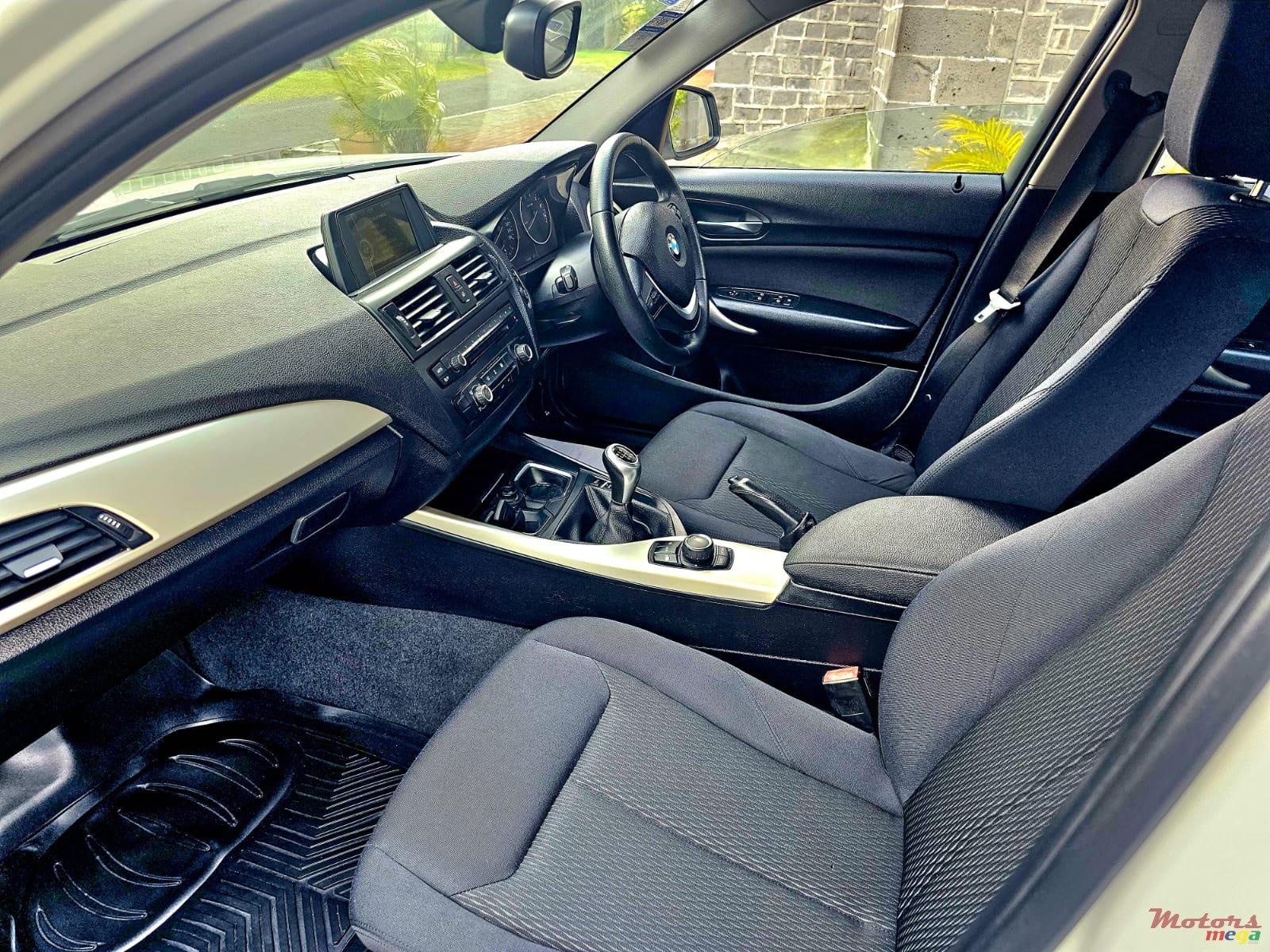 2015' BMW 116 photo #6