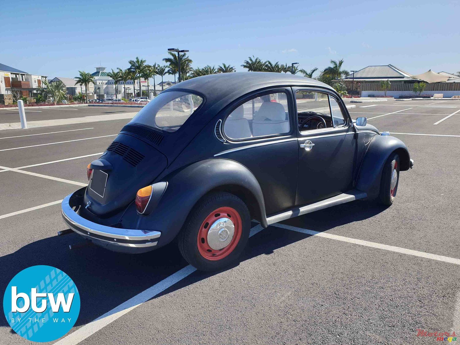 1973' Volkswagen Beetle Vintage photo #2