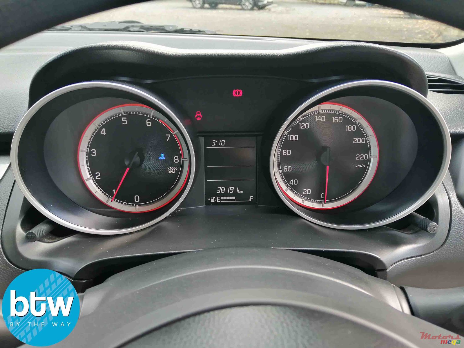 2018' Suzuki Swift photo #7