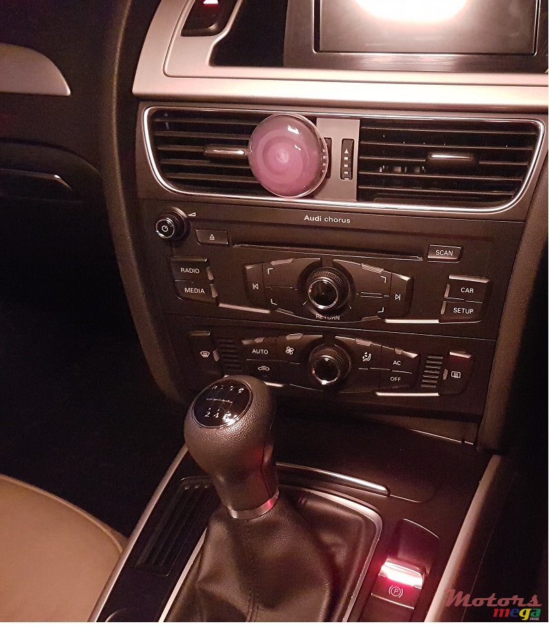 2013' Audi A4 photo #5