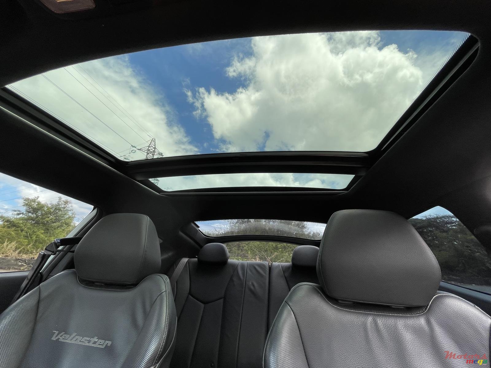 2015' Hyundai Veloster photo #5