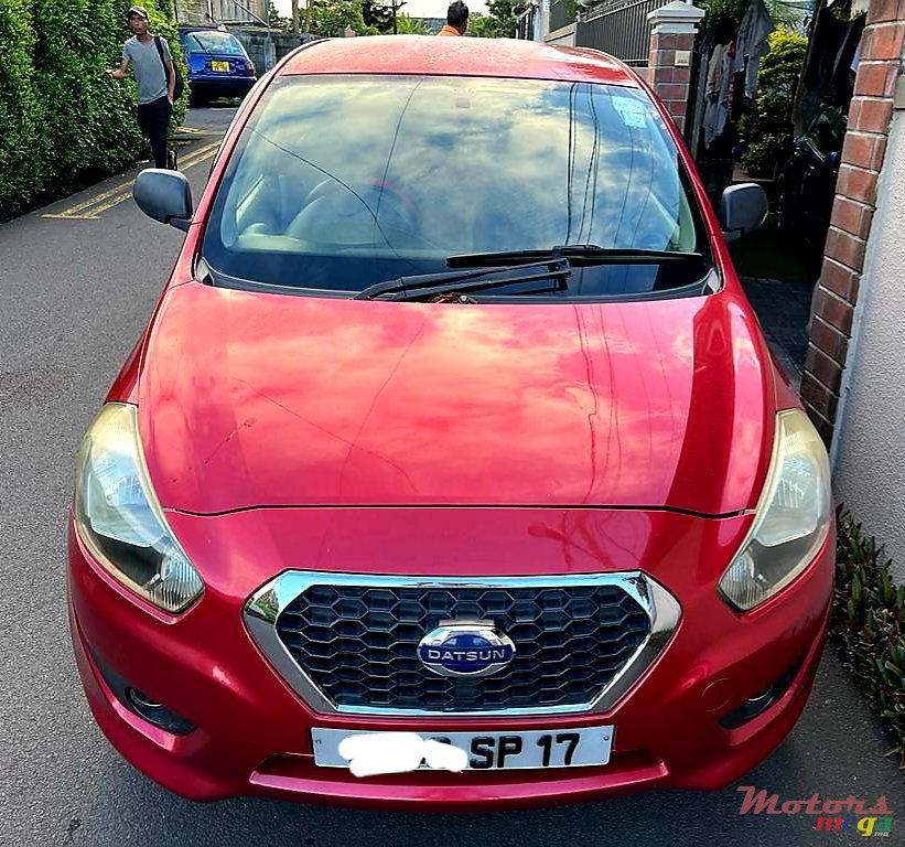 2017' Nissan Datsun Go photo #2