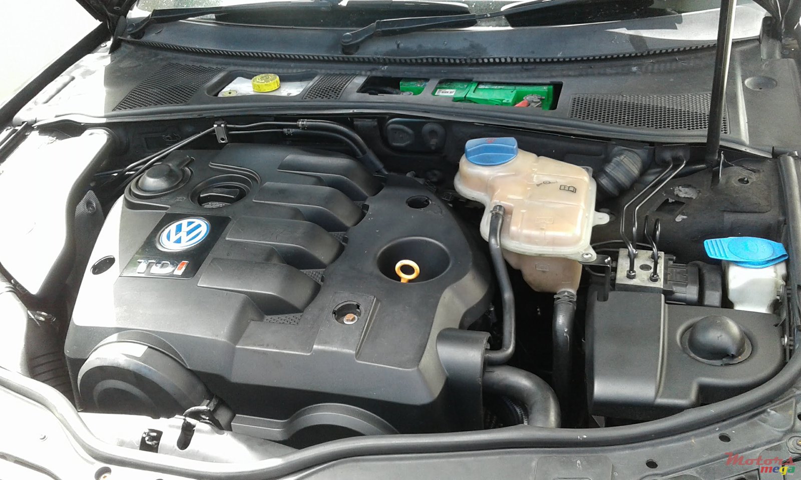 2002' Volkswagen Passat B5 photo #4