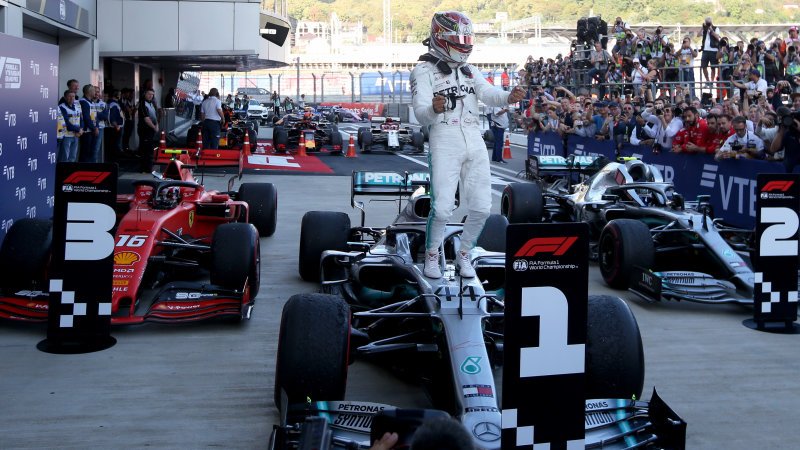 Lewis Hamilton wins Russian Grand Prix in 1-2 victory for Mercedes