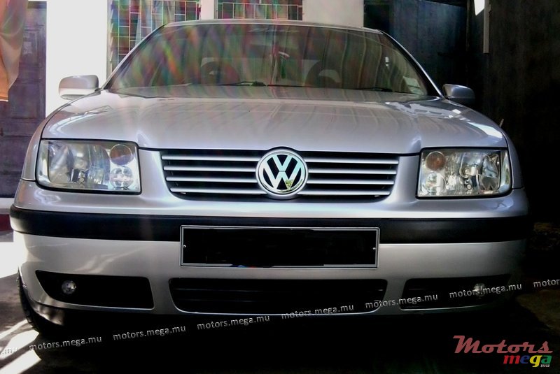 2001' Volkswagen photo #2