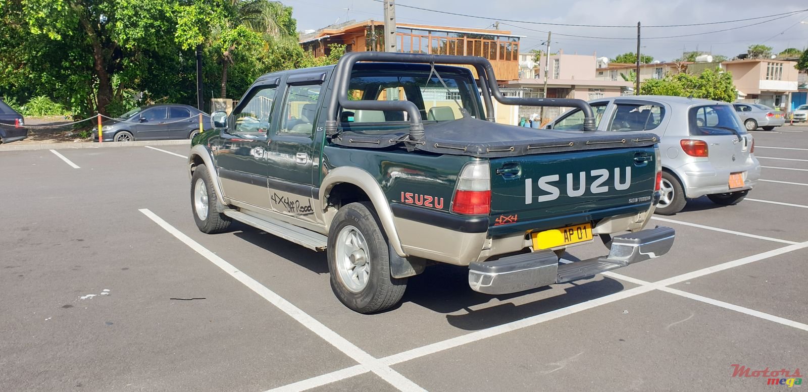 2001' Isuzu D-Max photo #2