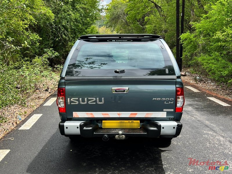 2010' Isuzu D-Max photo #4